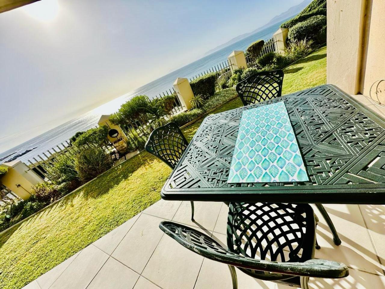 Apartmán The View At Whale Cove De Kelders Exteriér fotografie